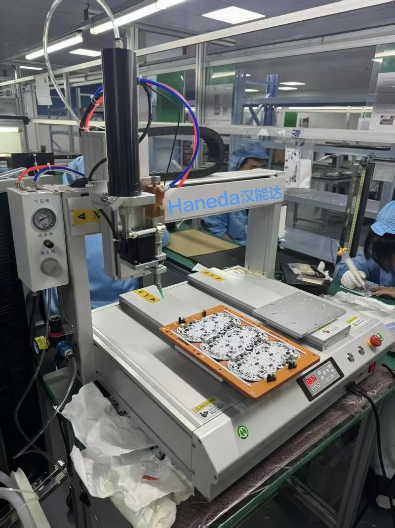 新能源控制主板电子元器件固定散热 740白胶的应用与技术解析
